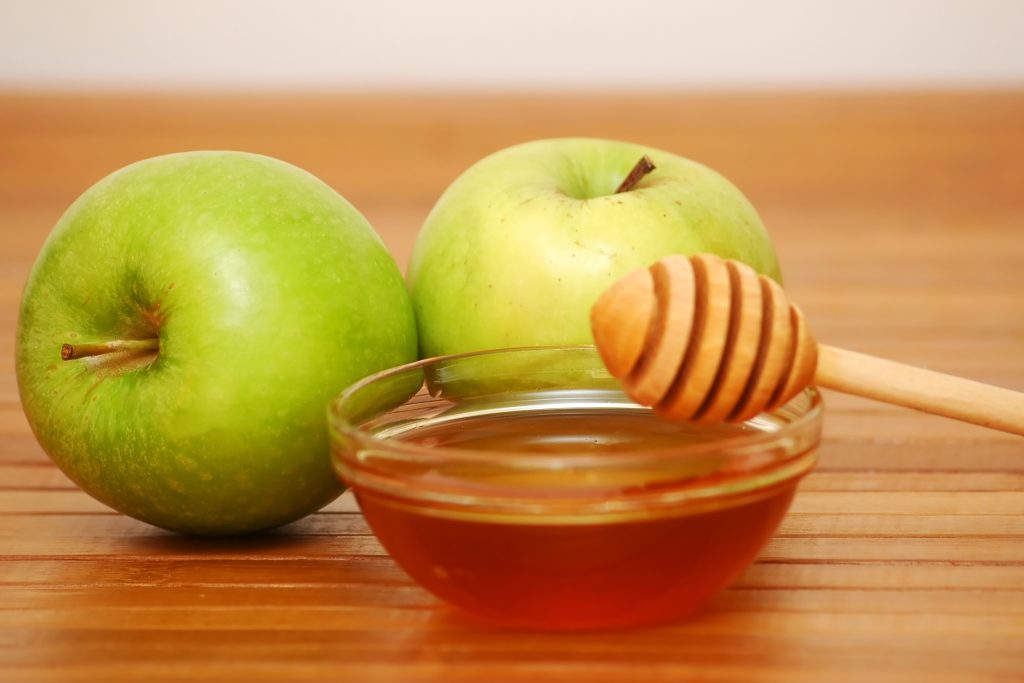 Various Customs of Rosh HaShanah - Jewish Holidays